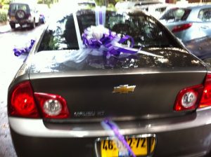 זרים וסידורי פרחים